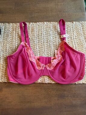 Victoria's Secret Hot Pink Lace Trim Underwire Bra